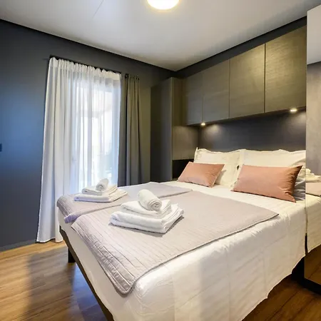 Aurora - Luxury Mobile House With Sundeck 빌라 *