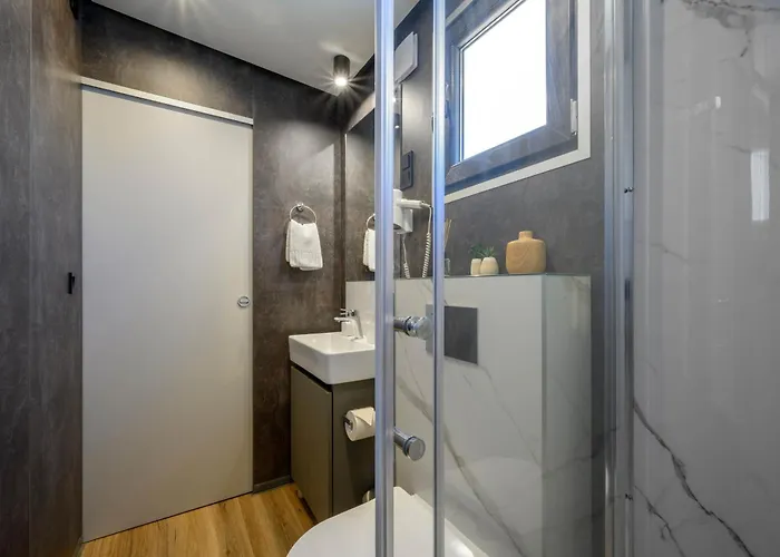 Aurora - Luxury Mobile House With Sundeck Vila *