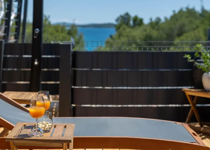 Villa Aurora - Luxury Mobile House With Sundeck