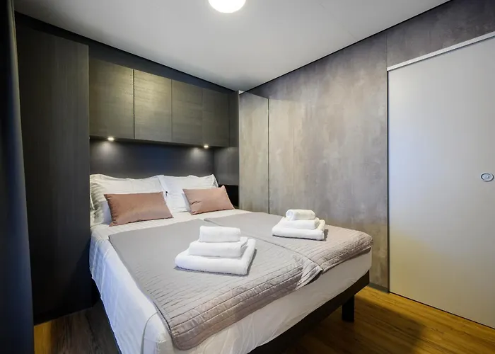 Villa Aurora - Luxury Mobile House With Sundeck