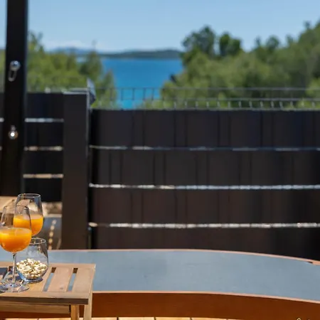 Villa Aurora - Luxury Mobile House With Sundeck