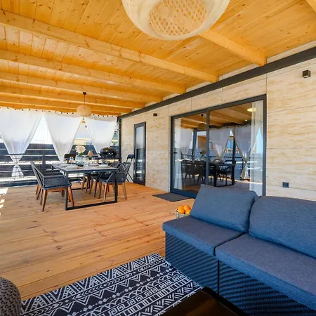 Villa Aurora - Luxury Mobile House With Sundeck *