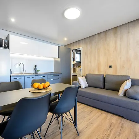 Villa Aurora - Luxury Mobile House With Sundeck