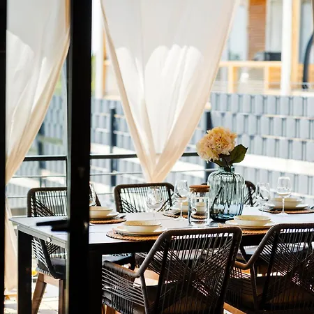 Aurora - Luxury Mobile House With Sundeck Villa Drage