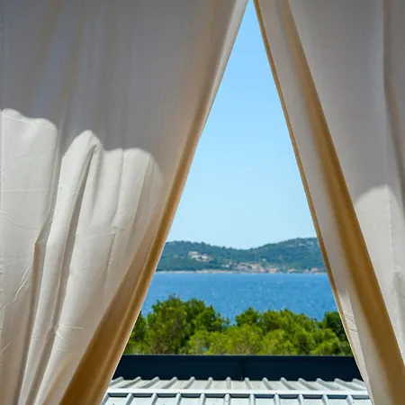 Aurora - Luxury Mobile House With Sundeck *