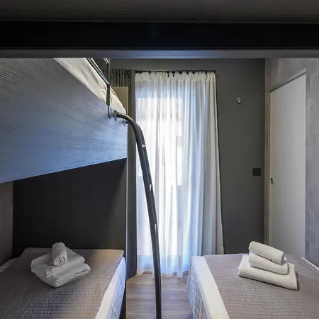 Villa Aurora - Luxury Mobile House With Sundeck