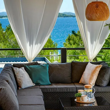 Villa Aurora - Luxury Mobile House With Sundeck Drage