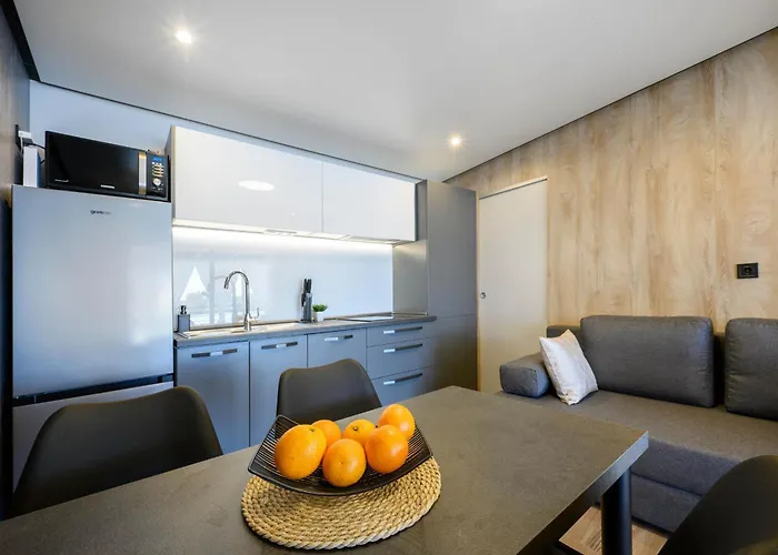 Vila Aurora - Luxury Mobile House With Sundeck Drage