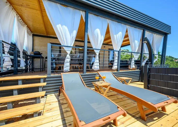 Vila Aurora - Luxury Mobile House With Sundeck Drage