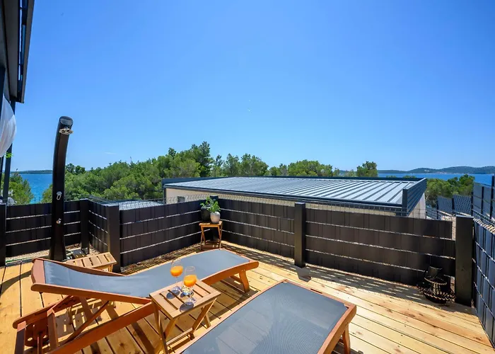 Aurora - Luxury Mobile House With Sundeck